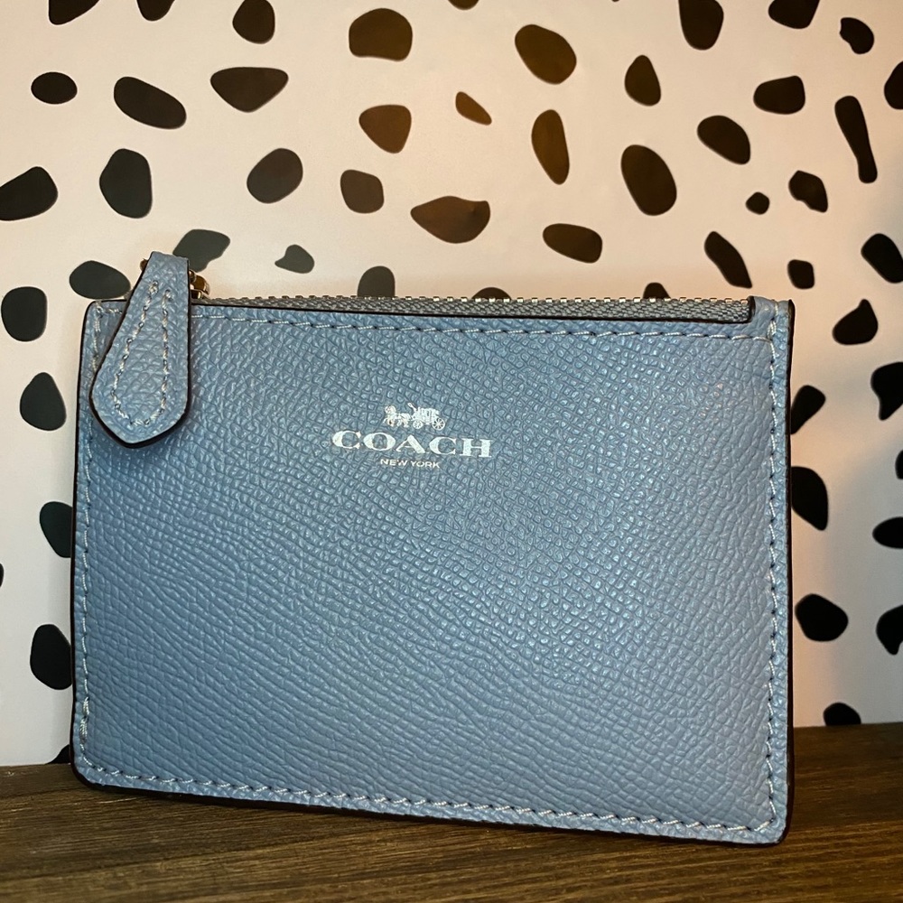 Authentic Coach ID case